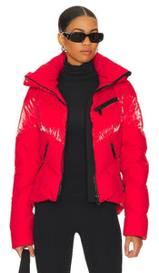 Goldbergh Moraine Ski Jacket in Red - Goldbergh Moraine - Veste de ski en rouge - Goldbergh Moraine 红色滑雪夹克 - Goldbergh Moraine Skijacke in Rot - Goldbergh Moraine 스키 재킷 - Giacca da sci Goldbergh Moraine in rosso