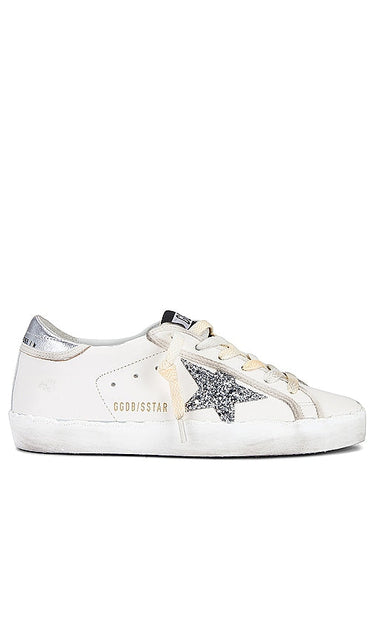 Golden Goose Super Star Sneaker in White - Baskets Super Star Golden Goose en blanc - Golden Goose Super Star 白色运动鞋 - Golden Goose Super Star Sneaker in Weiß - Golden Goose 슈퍼스타 스니커즈화이트 색상 - Sneaker Golden Goose Super Star di colore bianco