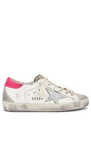 Golden Goose Super Star Sneaker in White - Baskets Super Star Golden Goose en blanc - Golden Goose Super Star 白色运动鞋 - Golden Goose Super Star Sneaker in Weiß - Golden Goose 슈퍼스타 스니커즈화이트 색상 - Sneaker Golden Goose Super Star di colore bianco