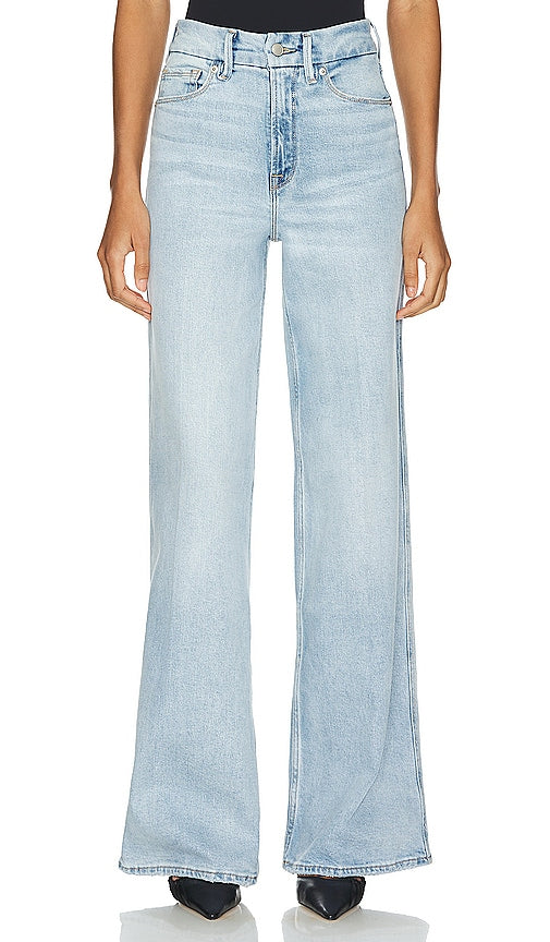 Good American Good Skate in Blue - Good American Good Skate en bleu - Good American Good 蓝色溜冰鞋 - Good American Good Skate in Blau - Good American Good 스케이트 블루 색상 - Buon americano, buon pattinatore in blu