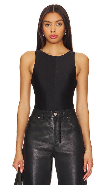 Good American High Shine Compression Bodysuit in Black - Good American - Body de compression haute brillance en noir - Good American 高亮黑色压缩连体衣 - Good American High Shine Kompressions-Body in Schwarz - Good American 하이 샤인 컴프레션 바디수트 블랙 색상 - Buon body compressivo americano ad alta lucentezza in nero