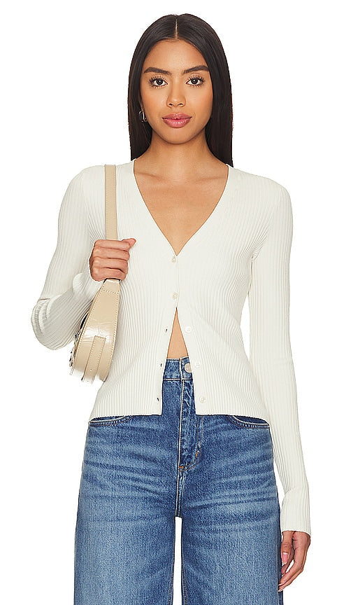 Good American Shine Rib V-neck Cardi in White - Good American Shine - Cardi côtelé à col en V en blanc - Good American Shine 白色罗纹 V 领开衫 - Good American Shine Rib Cardigan mit V-Ausschnitt in Weiß - 굿 아메리칸 샤인립 브이넥 가디건 화이트 색상 - Buon cardigan con scollo a V a costine americane lucide in bianco