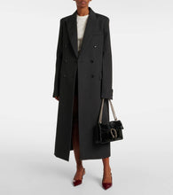 Gucci Dionysus Medium patent leather shoulder bag