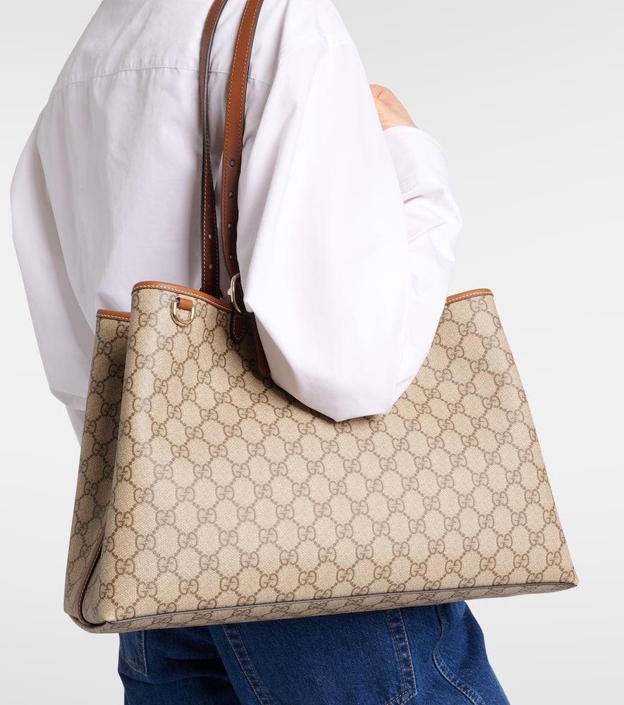 Gucci GG Canvas Medium tote bag
