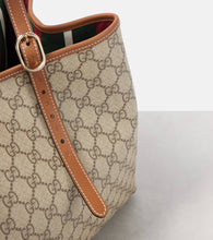 Gucci GG Canvas Medium tote bag