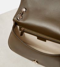 Gucci Gucci Blondie Small leather shoulder bag