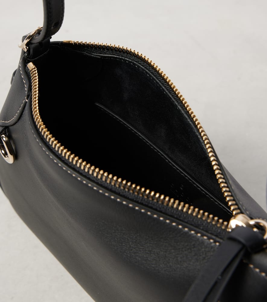Gucci Logo leather tote bag