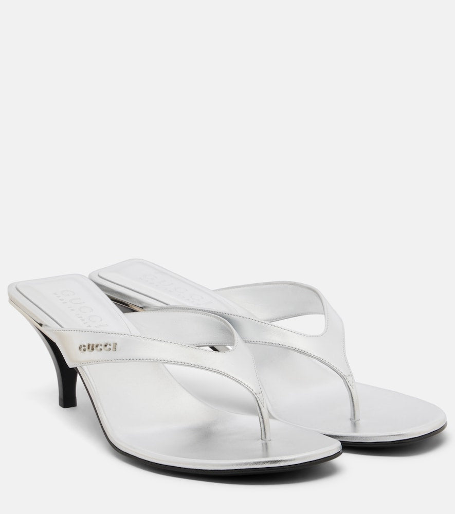 Gucci Vittoria metallic leather thong sandals in Silver - Heeled Sandals