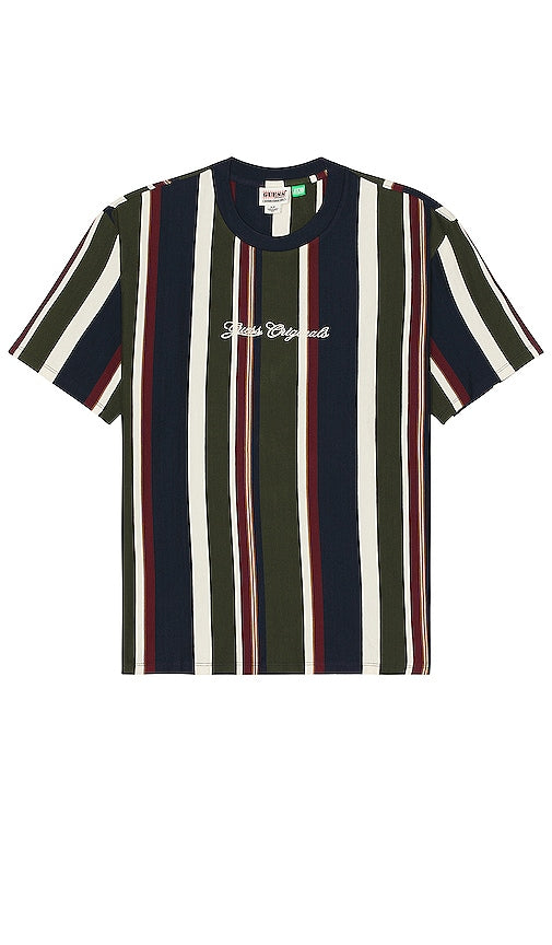 Guess Originals Originals Vertical Stripe Tee in Navy,Green - Guess Originals Originals T-shirt à rayures verticales en bleu marine, vert - Guess Originals Originals 海军蓝、绿色垂直条纹 T 恤 - Guess Originals Originals Vertical Stripe T-Shirt in Marine, Grün - Guess Originals 오리지널 버티컬 스트라이프 티셔츠 네이비,그린 색상 - Guess Originals T-shirt a righe verticali originali in blu navy, verde