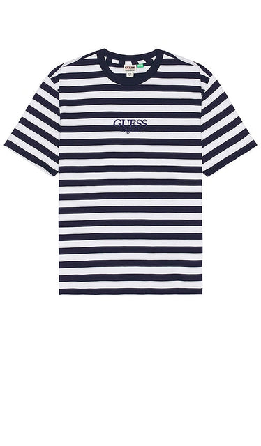 Guess Originals Simple Stripe Tee in Navy - Guess Originals - T-shirt à rayures simples en bleu marine - Guess Originals 海军蓝简约条纹 T 恤 - Guess Originals Simple Stripe T-Shirt in Marineblau - Guess Originals 심플 스트라이프 티셔츠 색상 네이비 - Maglietta Guess Originals a righe semplici in blu scuro