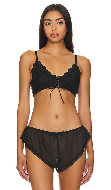 HAH Bust Thru Bralette in Black - HAH - Brassière bustier traversant en noir - HAH 黑色胸围文胸 - HAH Bust Thru Bralette in Schwarz - HAH 버스트 쓰루 브라렛 블랙 색상 - Bralette HAH con busto in nero