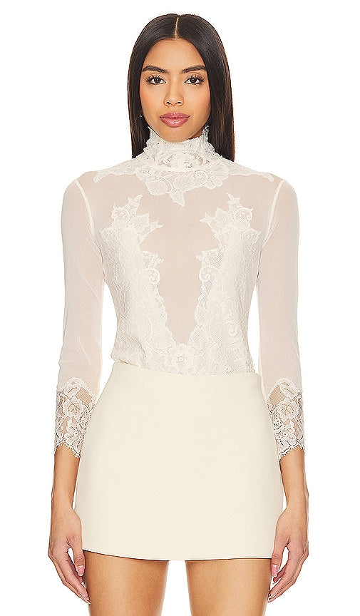 HAH Take Hah Bow Bodysuit in White - HAH Take Hah - Body avec nœud en blanc - HAH Take Hah 白色蝴蝶结连体衣 - HAH Take Hah Bow Bodysuit in Weiß - HAH TAKE HAH 보우 바디수트 화이트 색상 - HAH Take Hah Bow Body in bianco