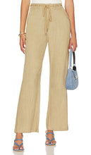HEARTLOOM Lavina Pant in Tan - Pantalon Lavina HEARTLOOM en beige - HEARTLOOM Lavina 黄褐色长裤 - HEARTLOOM Lavina Hose in Hellbraun - HARTLOOM LAVINA 팬츠 - Pantaloni HEARTLOOM Lavina in marrone chiaro