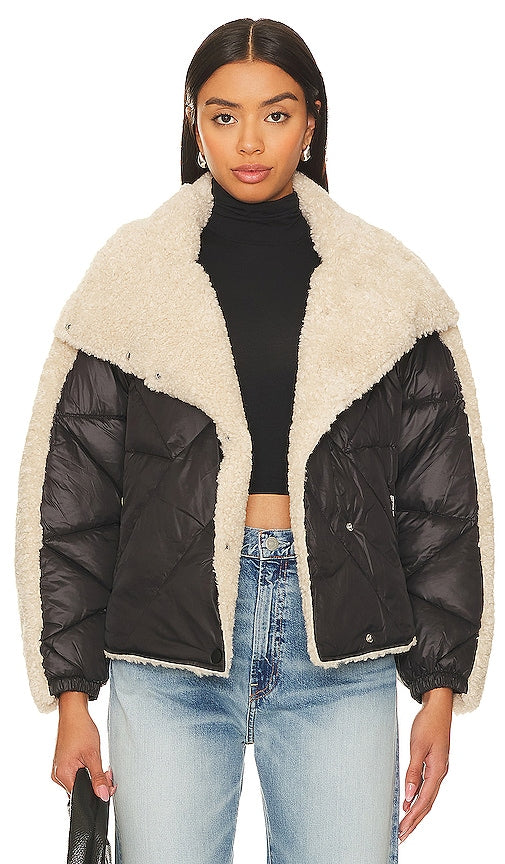 HEARTLOOM Solas Jacket in Black - HEARTLOOM Veste Solas en Noir - HEARTLOOM Solas 黑色夹克 - HEARTLOOM Solas Jacke in Schwarz - HARTLOOM SOLAS 자켓블랙 색상 - Giacca HEARTLOOM Solas in nero