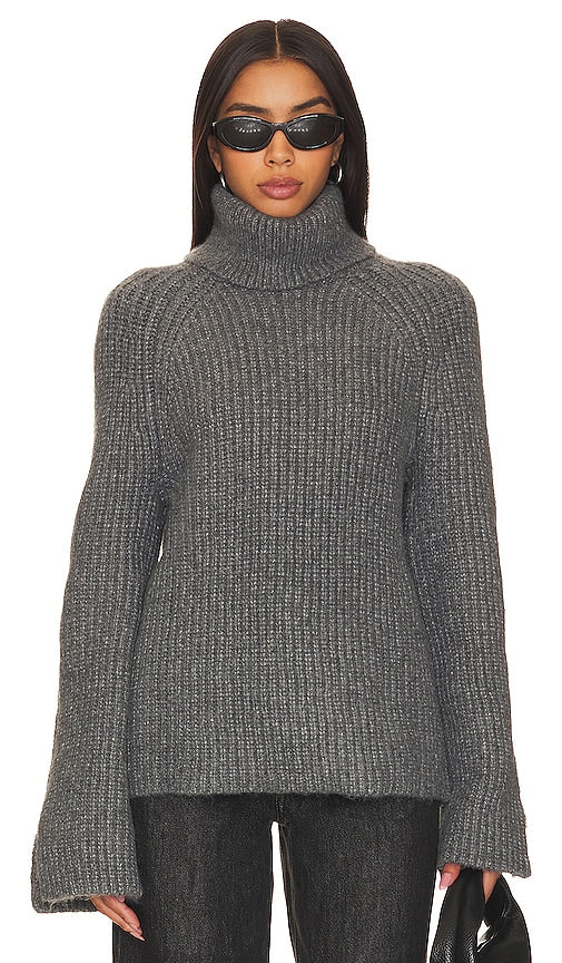 House of Harlow 1960 x REVOLVE Biana Turtleneck Sweater in Grey - House of Harlow 1960 x REVOLVE Pull à Col Roulé Biana en Gris - House of Harlow 1960 x REVOLVE Biana 高领毛衣灰色 - House of Harlow 1960 x REVOLVE Biana Rollkragenpullover in Grau - House of Harlow 1960 x REVOLVE Biana 터틀넥 스웨터그레이 색상 - House of Harlow 1960 x REVOLVE Bianca maglione a collo alto in grigio