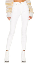 Hudson Jeans Barbara High Waist Super Skinny Ankle in White - Hudson Jeans - Barbara - Cheville super skinny taille haute - Blanc - Hudson Jeans Barbara 高腰超紧身白色脚踝牛仔裤 - Hudson Jeans Barbara High Waist Super Skinny Ankle in Weiß - Hudson Jeans 바바라 하이웨이스트 슈퍼 스키니 앵클 화이트 색상 - Hudson Jeans Barbara Caviglia super skinny a vita alta in bianco