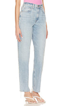 Hudson Jeans James High Rise Tapered Straight in Blue