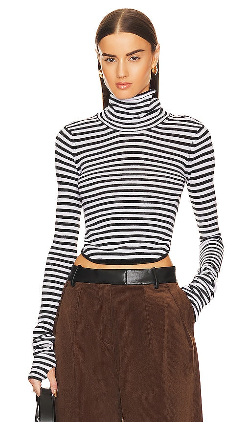 Helsa Alva Turtleneck in Black,White - Col roulé Helsa Alva en noir, blanc - Helsa Alva 黑色、白色高领毛衣 - Helsa Alva Rollkragenpullover in Schwarz, Weiß - Helsa Alva 터틀넥 블랙, 화이트 색상 - Dolcevita Helsa Alva in nero, bianco