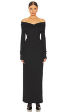 Helsa Matte Jersey Off Shoulder Maxi Dress in Black - Helsa - Robe longue en jersey mat à épaules dénudées - Noir - Helsa 黑色哑光平纹针织露肩长连衣裙 - Schulterfreies Maxikleid aus mattem Jersey von Helsa in Schwarz - Helsa Matte 저지 오프숄더 맥시 드레스블랙 색상 - Abito lungo Helsa in jersey opaco con spalle scoperte in nero