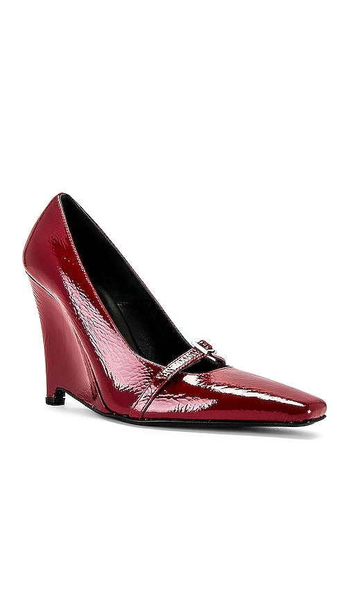 Helsa Wedge Pump in Red
