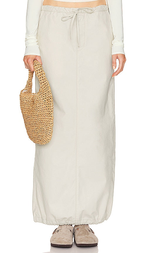 Helsa Workwear Drawcord Maxi Skirt in Beige - Helsa Workwear - Jupe longue à cordon de serrage en beige - Helsa Workwear 米色抽绳长裙 - Helsa Workwear Maxirock mit Kordelzug in Beige - Helsa Workwear 드로코드 맥시 스커트베이지 색상 - Gonna lunga con coulisse Helsa Workwear in beige