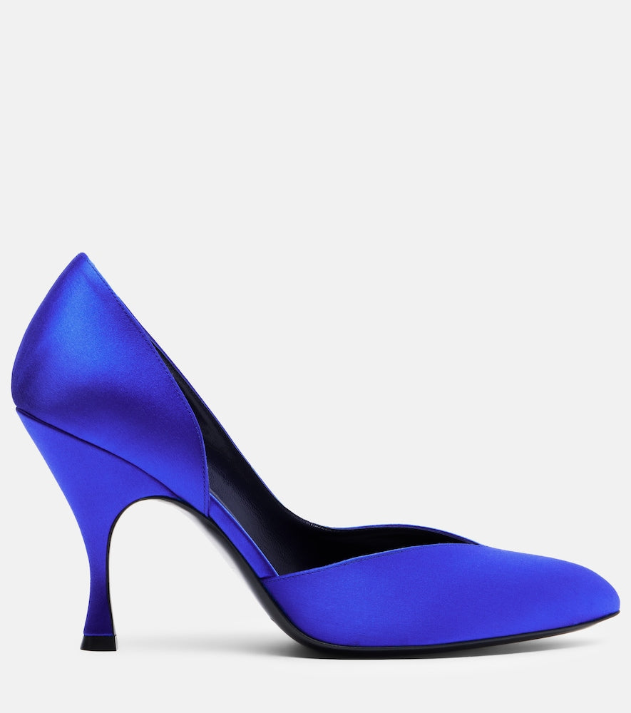 Herbert Levine Not Half Bad 95 satin pumps
