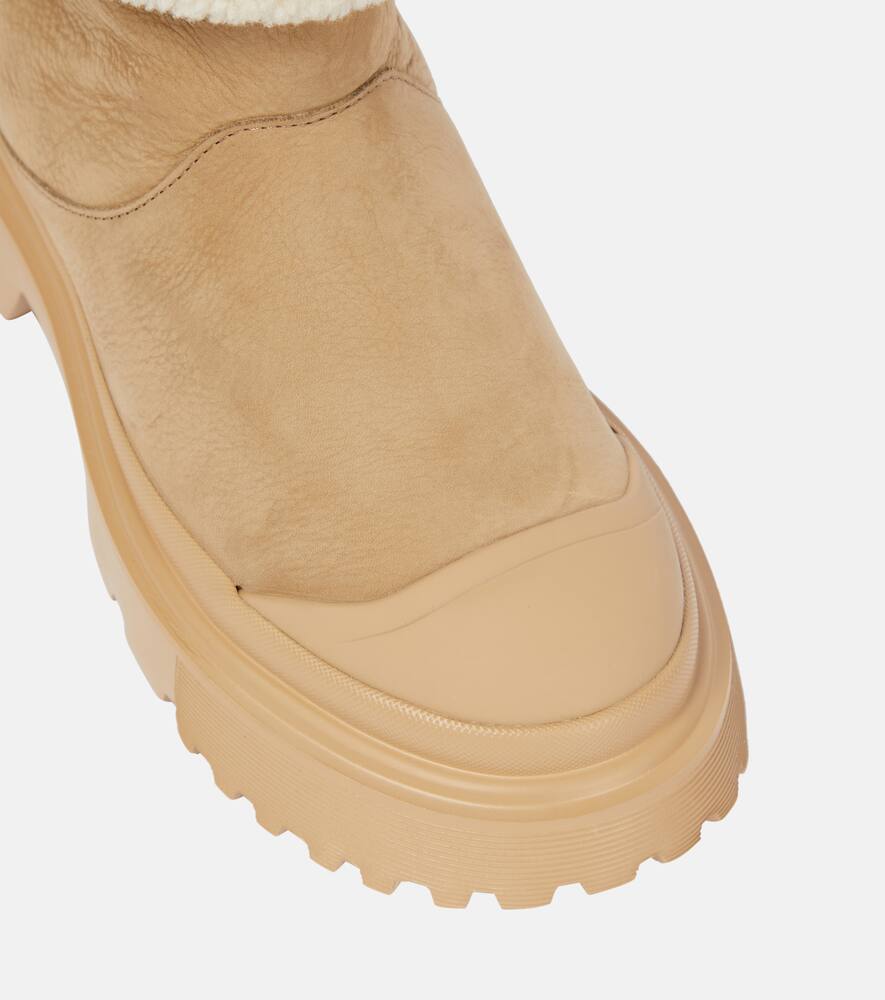 Hogan H619 suede ankle boots