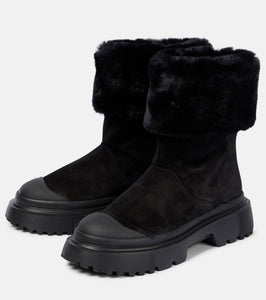 Hogan H619 suede ankle boots