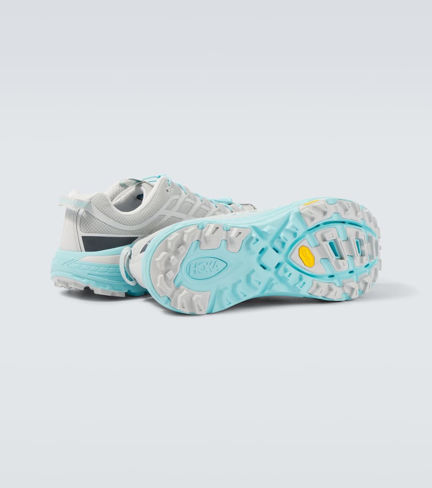 Hoka One One Mafate Three2 sneakers