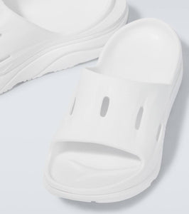 Hoka One One Ora Recovery slides