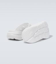 Hoka One One Ora Recovery slides