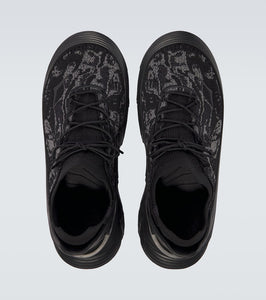 Hoka One One Restore Chukka sneakers