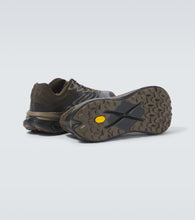 Hoka One One Stealth/Tech Tecton X 2 sneakers