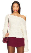 House of Harlow 1960 x REVOLVE Elaina Braided Sweater in Ivory - House of Harlow 1960 x REVOLVE Pull Tressé Elaina en Ivoire - House of Harlow 1960 x REVOLVE Elina 象牙色编织毛衣 - House of Harlow 1960 x REVOLVE Elaina Flechtpullover in Elfenbein - House of Harlow 1960 x REVOLVE Elaina 브레이드 스웨터 - House of Harlow 1960 x REVOLVE Elaina Maglione intrecciato in avorio