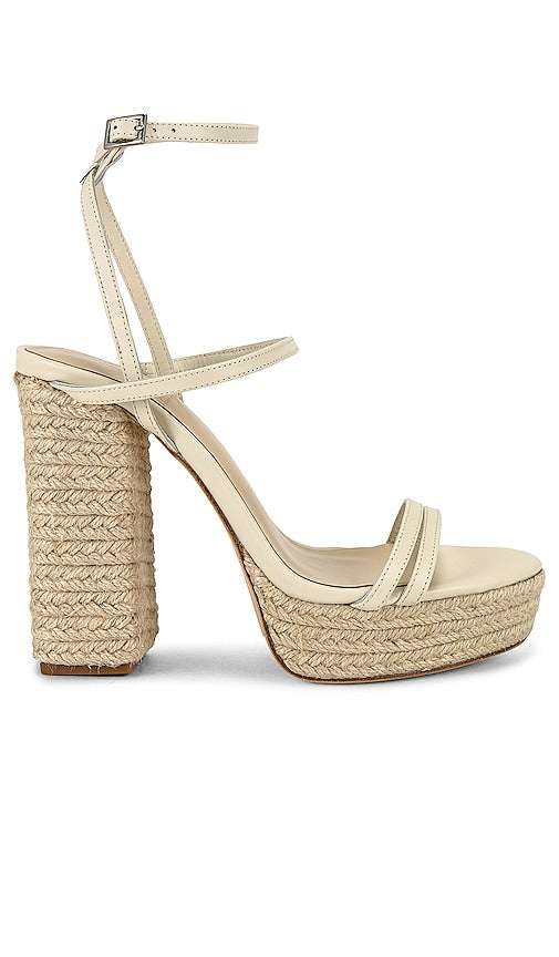 House of Harlow 1960 x REVOLVE Valerie Platform Sandal in Cream - House of Harlow 1960 x REVOLVE Sandale à plateforme Valerie en Crème - House of Harlow 1960 x REVOLVE Valerie 奶油色厚底凉鞋 - House of Harlow 1960 x REVOLVE Valerie Plateau-Sandale in Creme - House of Harlow 1960 x REVOLVE Valerie 플랫폼 샌들 in 크림 - House of Harlow 1960 x REVOLVE Sandalo con plateau Valerie in crema