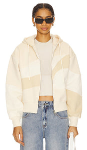 House of Sunny Patchwork Landscape Hoodie in Beige - House of Sunny - Sweat à capuche paysage patchwork en beige - House of Sunny 米色拼布景观连帽衫 - House of Sunny Patchwork Landscape Kapuzenpullover in Beige - House of Sunny 패치워크 랜드스케이프 후디 베이지 색상 - Felpa con cappuccio House of Sunny Patchwork Landscape in beige