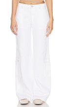 Hudson Jeans High Rise Straight Leg in White - Hudson Jeans - Taille haute - Jambe droite - Blanc - Hudson Jeans 白色高腰直筒牛仔裤 - Hudson Jeans mit hohem Bund und geradem Bein in Weiß - Hudson Jeans 하이라이즈 스트레이트 레그 화이트 색상 - Hudson Jeans gamba dritta a vita alta in bianco