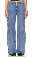 Hudson Jeans High Rise Welt Pocket Straight Leg in Blue - Hudson Jeans - Jambe droite taille haute avec poche passepoilée - Bleu - Hudson Jeans 高腰贴边口袋直筒牛仔裤（蓝色） - Hudson Jeans High Rise Leistentasche mit geradem Bein in Blau - Hudson Jeans 하이라이즈 웰트 포켓 스트레이트 레그 블루 색상 - Hudson Jeans Gamba dritta con tasca a filetto a vita alta in blu