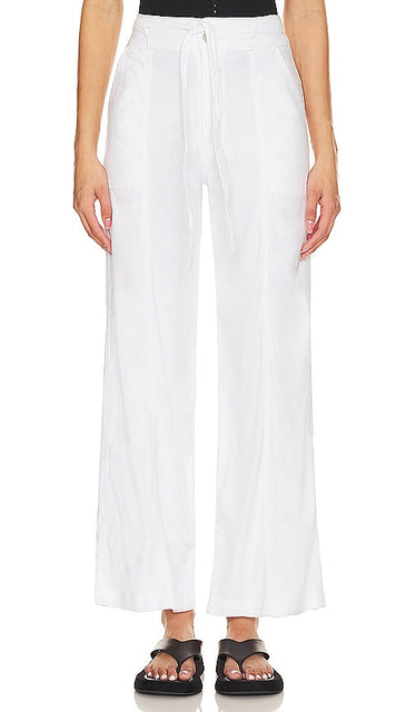 Hudson Jeans Tie Waist Wide Leg in White - Hudson Jeans - Jambe large avec lien à la taille - Blanc - Hudson Jeans 白色系带阔腿裤 - Hudson Jeans mit weitem Bein und Bindegürtel in Weiß - Hudson Jeans 타이 웨이스트 와이드 레그 화이트 색상 - Hudson Jeans Cravatta in vita con gamba larga in bianco