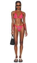 Hunza G Gina Bikini Set in Red - Hunza G - Ensemble bikini Gina en rouge - Hunza G 红色比基尼套装 - Hunza G Gina Bikini-Set in Rot - Hunza G Gina 비키니 세트 레드 색상 - Completo bikini Hunza G Gina in rosso