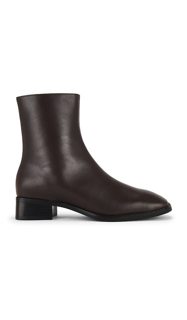 INTENTIONALLY BLANK Tour Boot in Brown | Chocolate Chelsea Boots for Women
