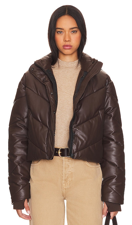 IVL Collective Faux Leather Puffer Jacket in Brown - IVL Collective - Doudoune en similicuir marron - IVL Collective 棕色人造皮革羽绒夹克 - IVL Collective Kunstleder-Pufferjacke in Braun - IVL Collective 인조가죽 퍼퍼 자켓 브라운 색상 - Piumino IVL Collective in ecopelle marrone
