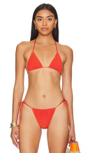 Indah Candy Bikini Top in Red - Haut de bikini Indah Candy en rouge - Indah Candy 红色比基尼上衣 - Indah Candy Bikinioberteil in Rot - Indah Candy 비키니 탑 - Top bikini Indah Candy in rosso