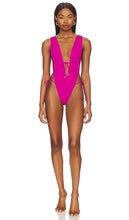 Indah Heart Of Gold One Piece in Fuchsia - Indah Heart Of Gold une pièce en fuchsia - Indah 紫红色心形金一件 - Indah Heart Of Gold Einteiler in Fuchsia - Indah Heart Of Gold 원피스 - Costume intero Indah Heart Of Gold in fucsia