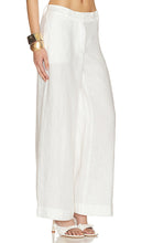 Indah Sanobel Trouser in Ivory