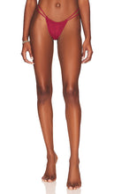 Indah Sia Bikini Bottom in Rust - Bas de bikini Indah Sia en rouille - Indah Sia 锈色比基尼泳裤 - Indah Sia Bikinihose in Rost - Indah SIA 비키니 하의 - Slip bikini Indah Sia color ruggine