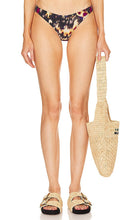 Isabel Marant Saly Bikini Bottom in Cream - Bas de bikini Isabel Marant Saly en crème - Isabel Marant 奶油色 Saly 比基尼泳裤 - Isabel Marant Saly Bikinihose in Creme - Isabel Marant Saly 비키니 하의 크림 색상 - Slip bikini Isabel Marant Saly color crema
