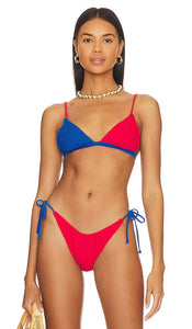 It's Now Cool The Bralette Bikini Top in Red - C'est maintenant cool le haut de bikini bralette en rouge - 红色文胸比基尼上衣现在很酷 - It's Now Cool: Das Bralette-Bikinioberteil in Rot - It's Now Cool The Bralette 비키니 탑, 레드 색상 - Adesso è cool il top bikini bralette in rosso