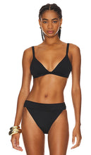 It's Now Cool The Contour Bikini Top in Black - It's Now Cool - Haut de bikini The Contour en noir - 黑色轮廓比基尼上衣现在很酷 - It's Now Cool The Contour Bikinioberteil in Schwarz - It's Now Cool The Contour 비키니 탑 블랙 색상 - Adesso è cool il top bikini Contour in nero