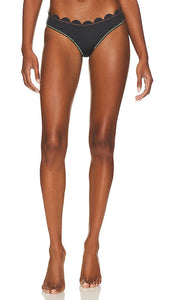 It's Now Cool The Shell Bikini Pant in Black - It's Now Cool - Pantalon de bikini The Shell en noir - 现在很酷 黑色 Shell 比基尼裤 - It's Now Cool: Die Shell-Bikinihose in Schwarz - It's Now Cool The Shell 비키니 팬츠 블랙 색상 - Adesso è cool il pantalone bikini Shell in nero